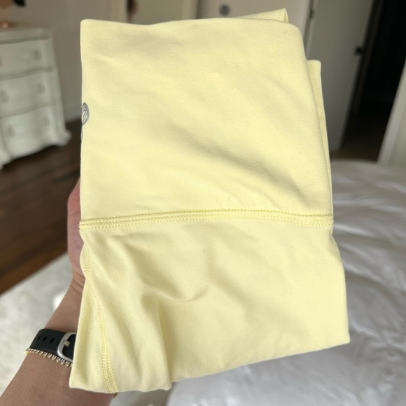 TNA Butter Atmosphere High Rise Legging size XS lemon yellow - Picture 1 of 4